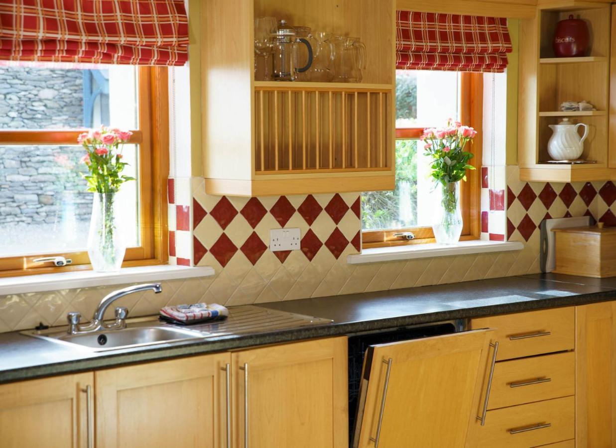Dingle Courtyard Holiday Homes 3 Bed By Trident Holiday Homes Exterior foto